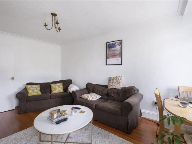 Apartment for rent in London Borough of Wandsworth, Greater London