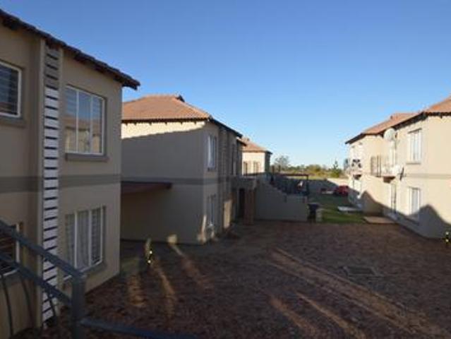 Apartment for sale in Oranjeville, Free State