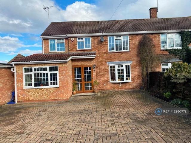 House for rent in Denham, Denham Green