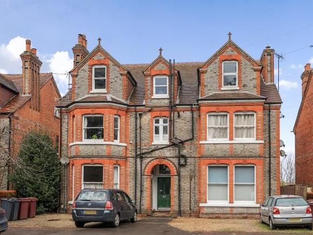 Apartment for rent in Reading