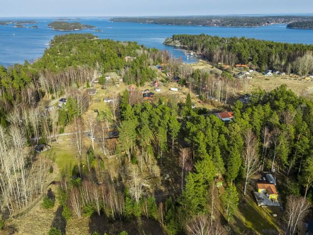 Tomt till salu i Stavsnäs, Stockholms län