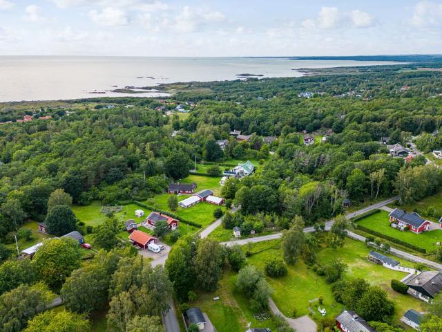 Tomt till salu i Steninge, Hallands län