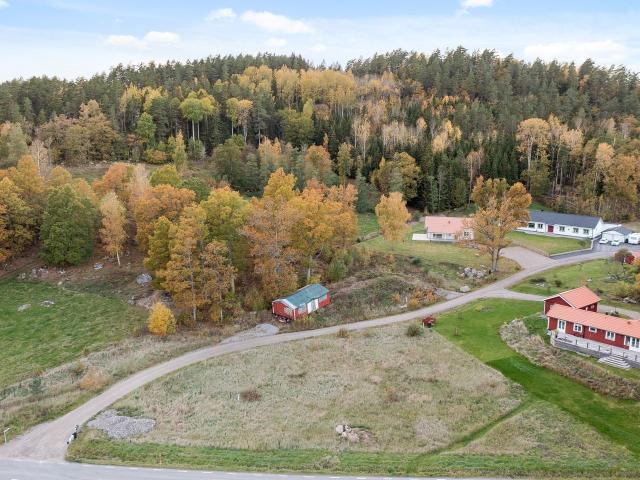 Tomt till salu i Krågedal, Östergötlands län