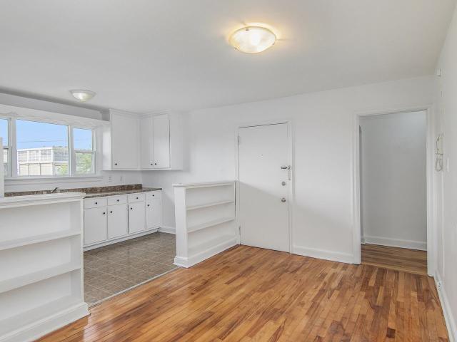 Apartment for rent in Mulhurst Bay, Ontario