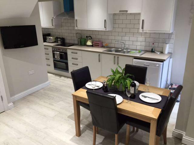 Room for rent in Totteridge, Tylers Green