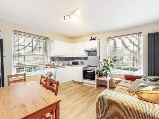 Apartment for rent in Streatham Hill, Greater London