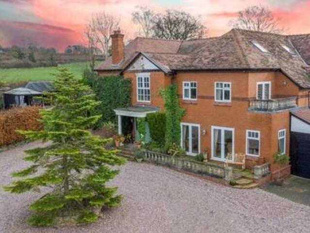 House for sale in Chorlton Lane, Cheshire