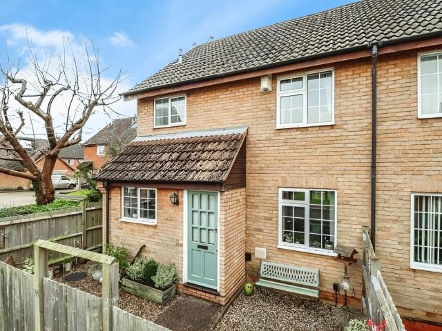 House for rent in Five Acres, Hertfordshire