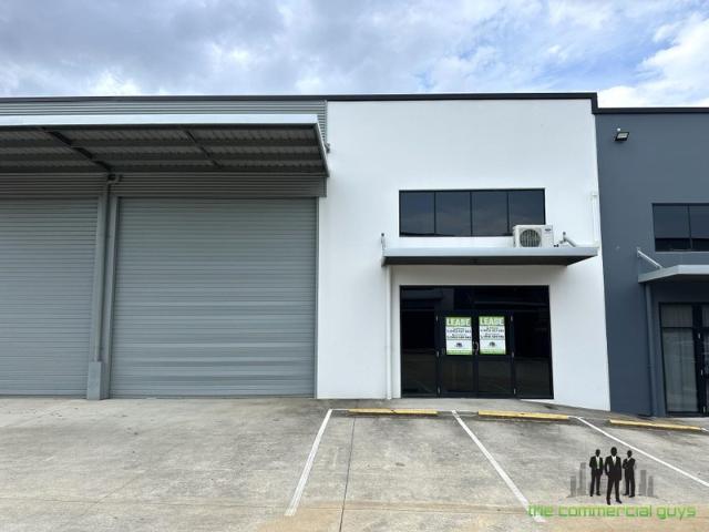 Warehouse for rent in Toombul, Queensland