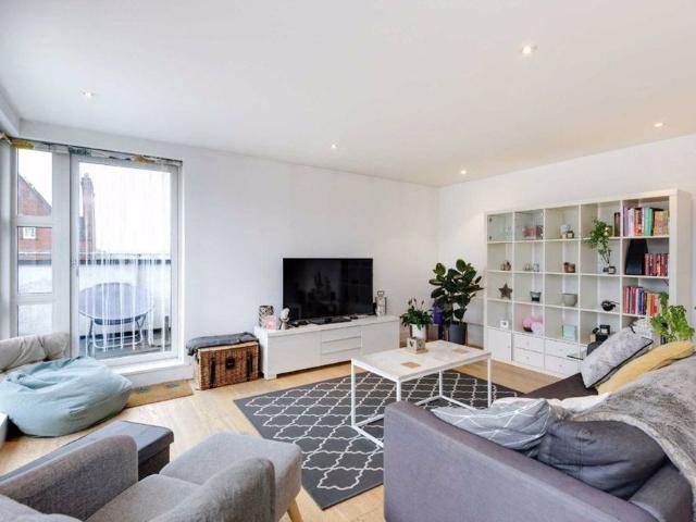 Apartment for rent in Cat Hill, Isle Of Man