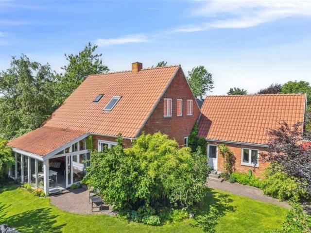 Villa til salg i Skarre, Tim