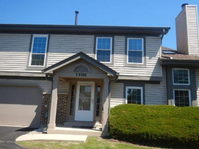 Condo for sale in Warrenville, Illinois