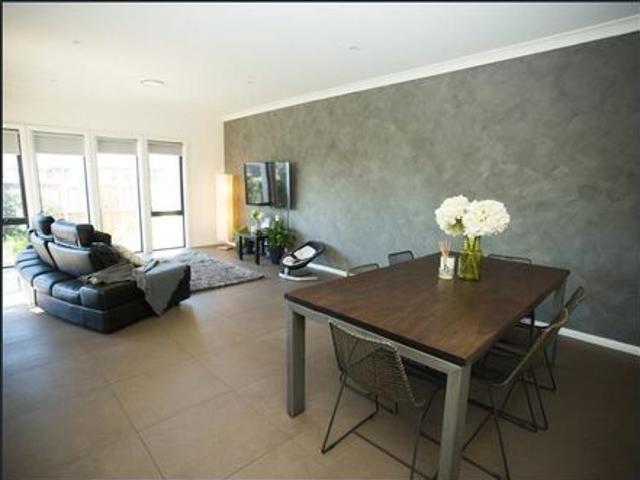 Townhouse for rent in Sydney, New South Wales