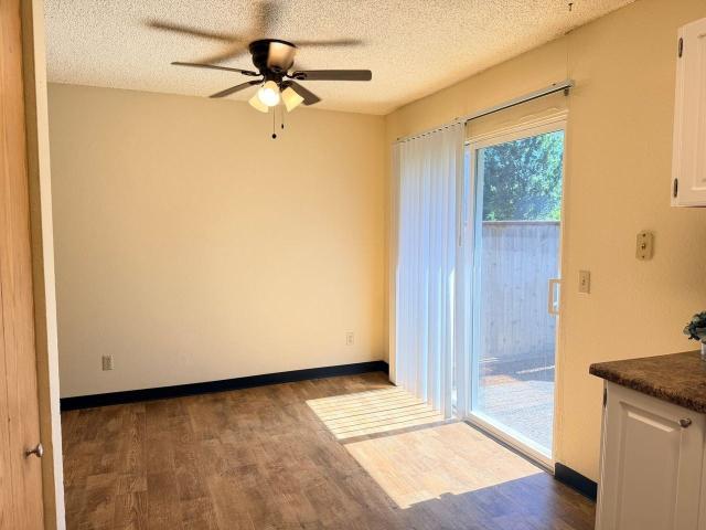 Apartment for rent in Brentwood-Darlington, Portland