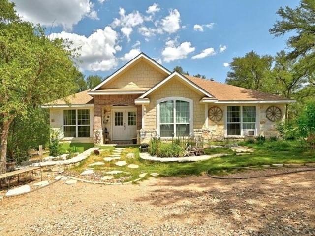 House for sale in Del Valle, Texas