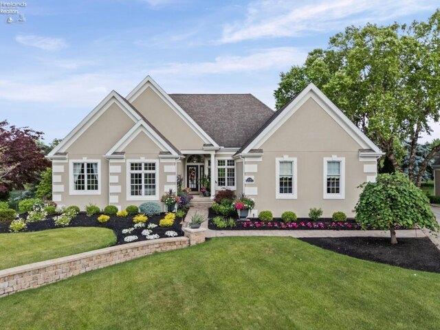 Condo for sale in Sandusky