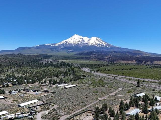 Land for sale in Montague, California
