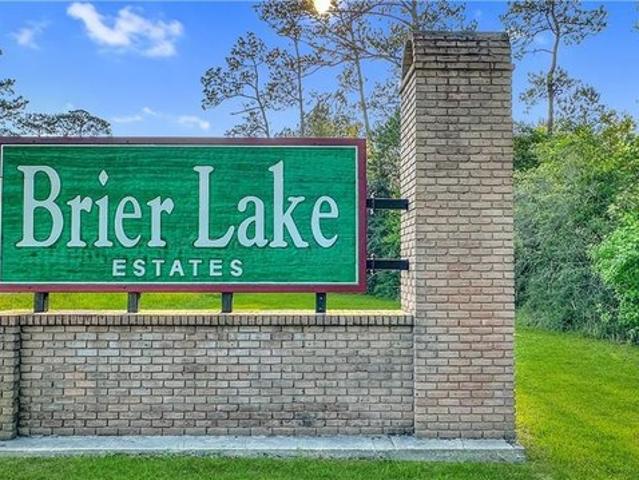 Land for sale in Lacombe, Louisiana