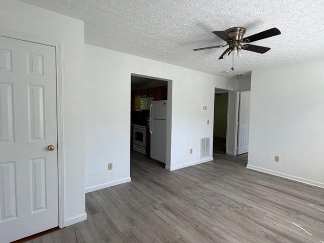 Apartment for rent in Dallas, North Carolina