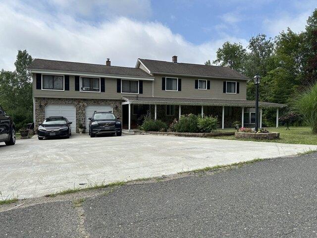 House for sale in Hampden, Massachusetts