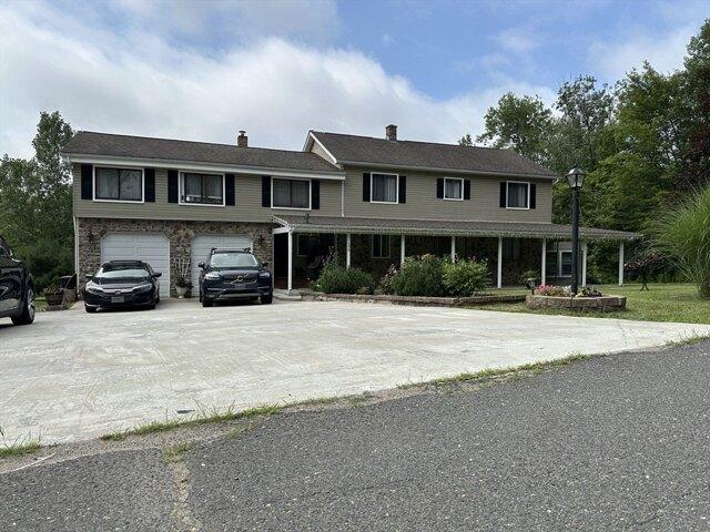 House for sale in Hampden, Massachusetts