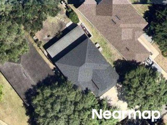 House for sale in Oakleaf