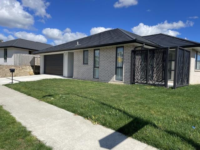 House for rent in Pauatahanui, Wellington