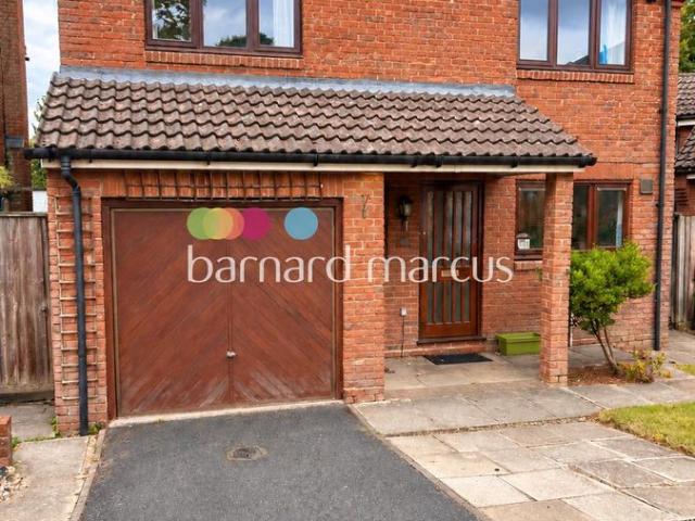 Apartment for rent in London Borough of Croydon, Greater London