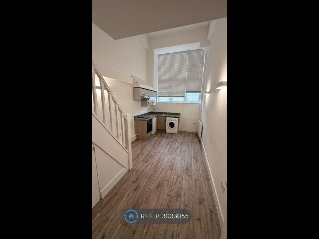 Studio for rent in London Borough of Hackney, Greater London