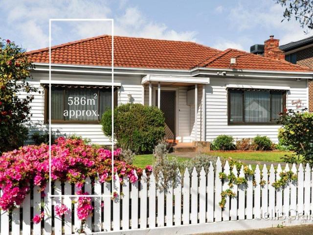 House for sale in Bentleigh East, Melbourne