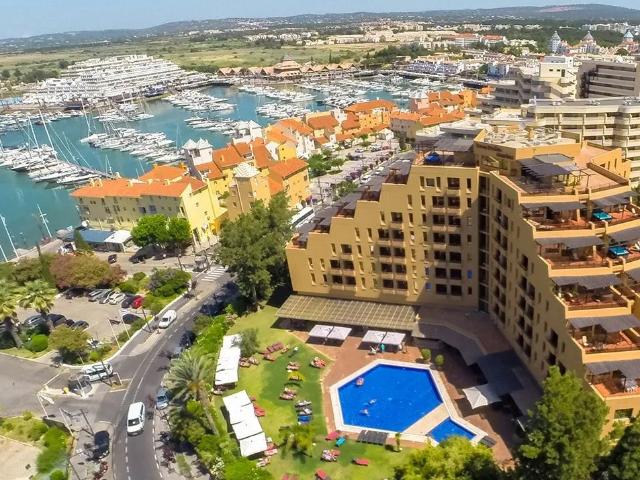 Apartamento venda em Quarteira, Loulé