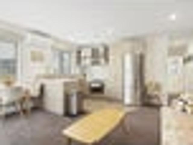 Apartment for sale in Chaslands, Canterbury