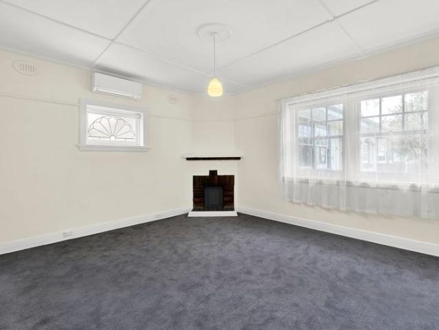 Townhouse for rent in Camerons Creek, Victoria