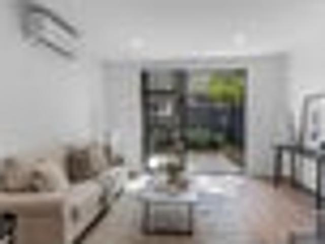 Townhouse for sale in Saint Albans, Fendalton-Waimari-Harewood Community