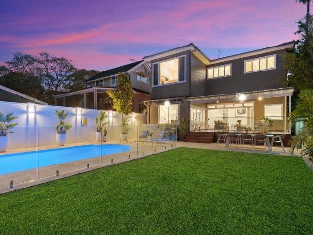 House for sale in Lower North Shore, Sydney