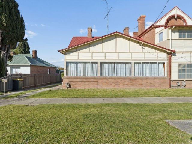 House for sale in Brisbane Grove, New South Wales