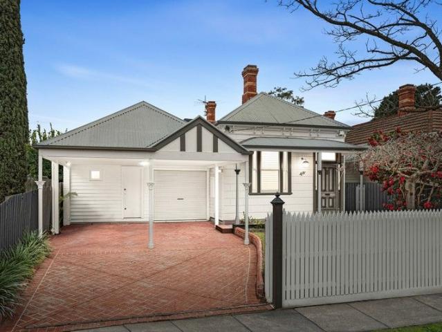 House for sale in Malvern