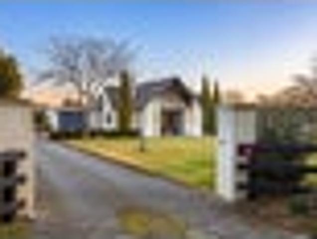 House for sale in Fernside, Canterbury