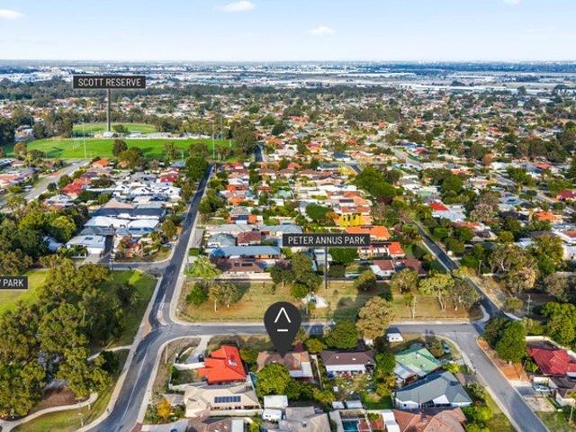 House for sale in High Wycombe, Western Australia