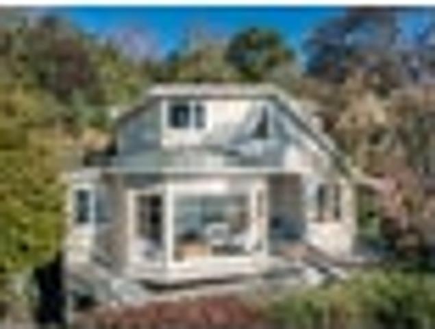 House for sale in Otakou