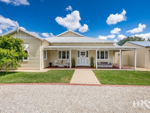 House for sale in Upper Swan, City of Swan