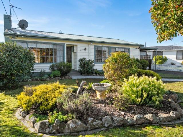 House for sale in New Norfolk, Tasmania