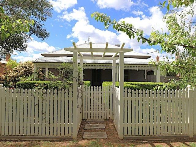 House for sale in Cootamundra, Cootamundra-Gundagai Regional Council