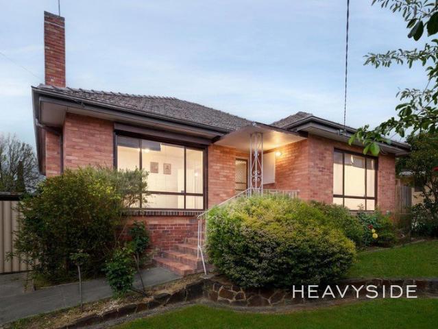 House for sale in Bennettswood, Melbourne