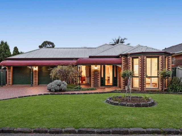 House for sale in Taylors Lakes, Melbourne