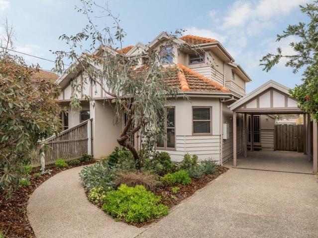 Townhouse for sale in Camerons Creek, Victoria