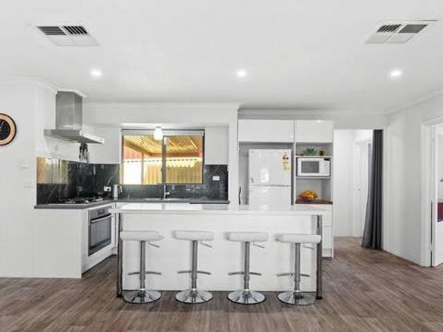 House for rent in Cockburn, Western Australia