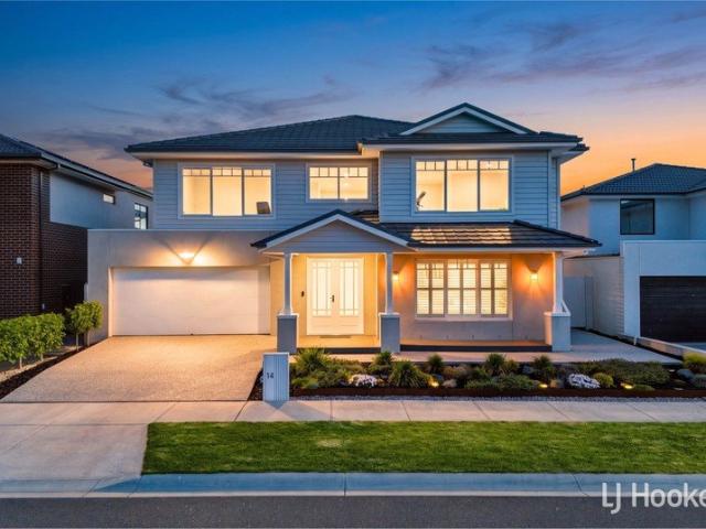 House for sale in Aquarevo Estate, Melbourne