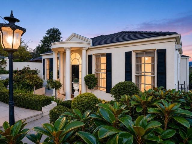Townhouse for sale in Albury, New South Wales