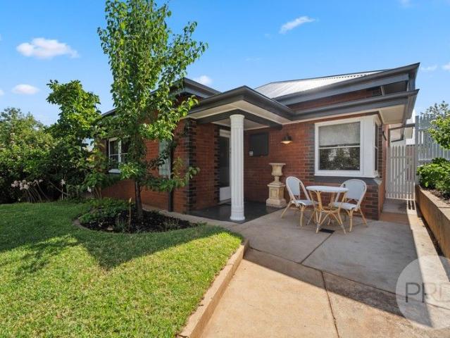 House for sale in Turvey Park